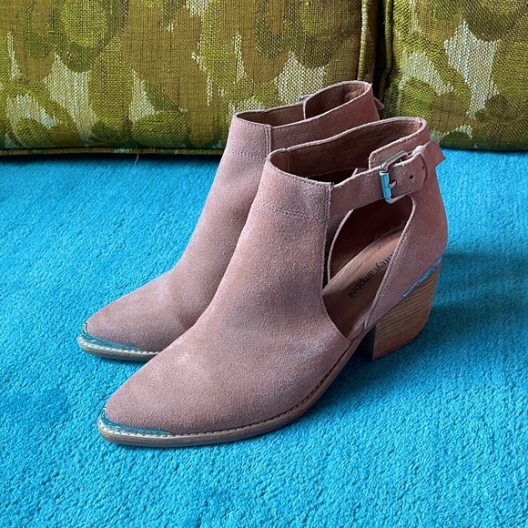 Jeffrey Campbell Woodruff suede cutout bootie | Blush | 9 - Picture 2 of 14